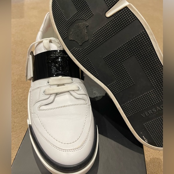Mens Versace Tennis Shoes - Picture 1 of 5
